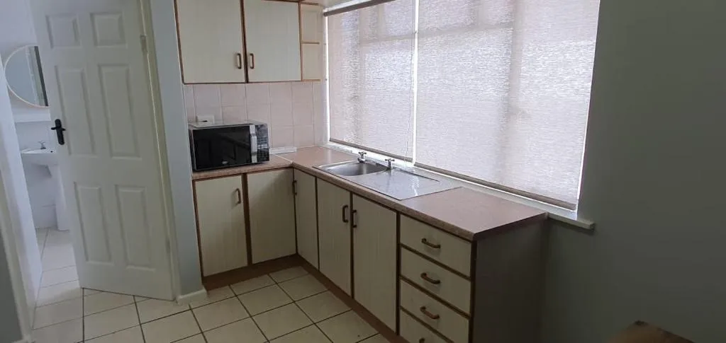 TinyApartment@Mosselbay - Entire 1 Bedroom Apartment Mossel Bay Central - Image 4